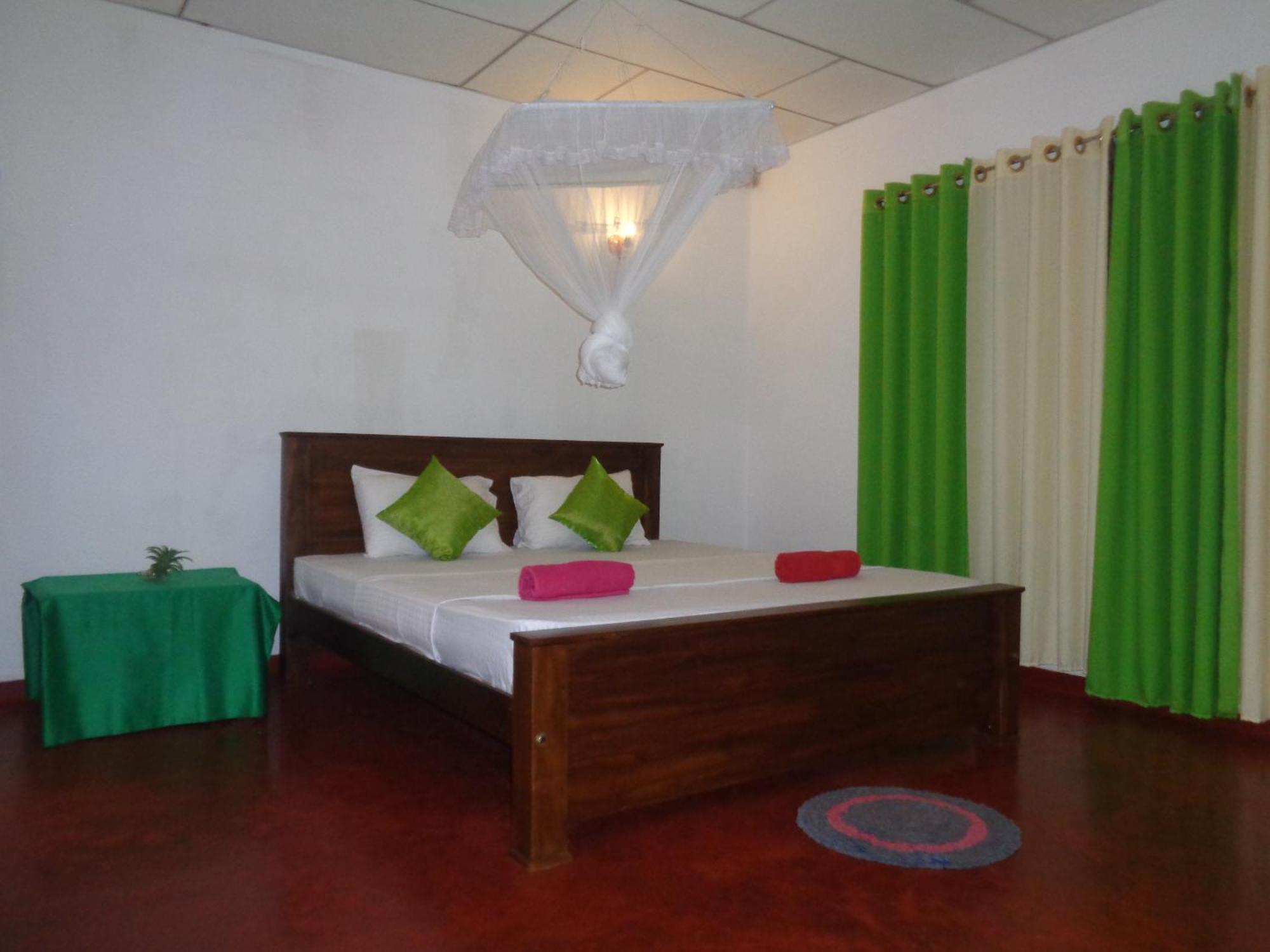 Green Valley Home Stay Talpe Luaran gambar